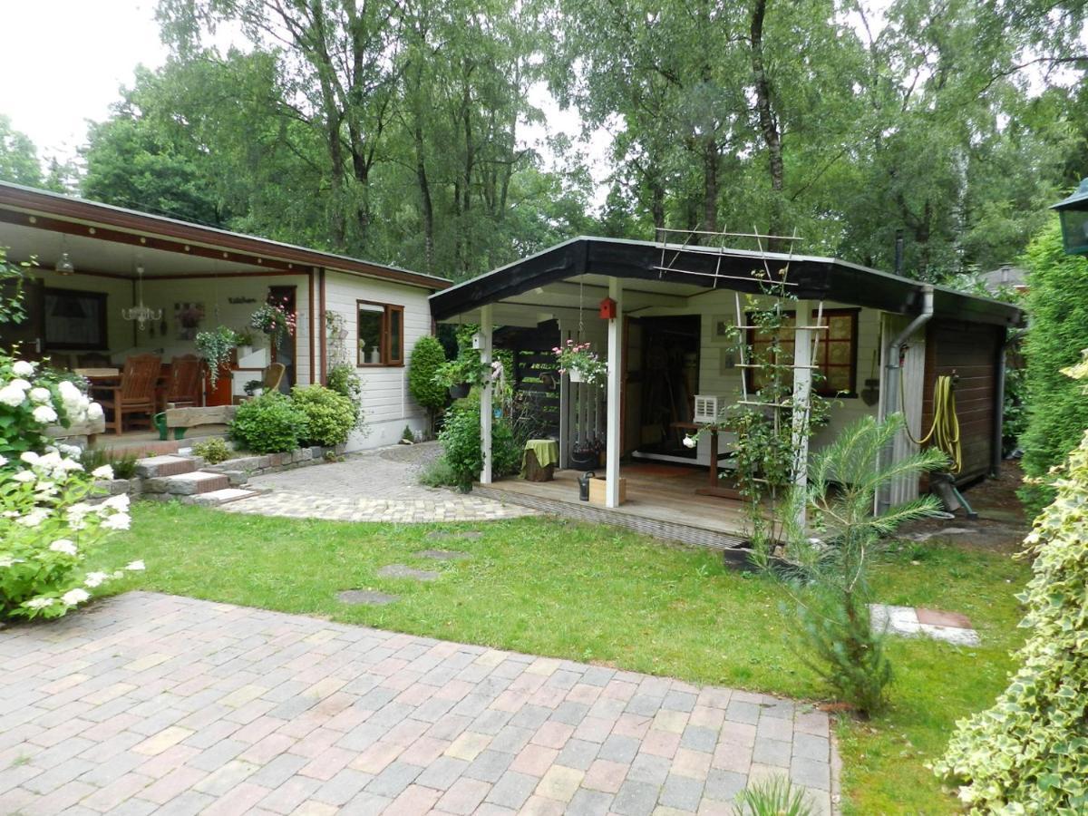 Villa Sfeervol, Ruim En Luxe Chalet In Bosrijke Omgeving Diessen Exterior foto